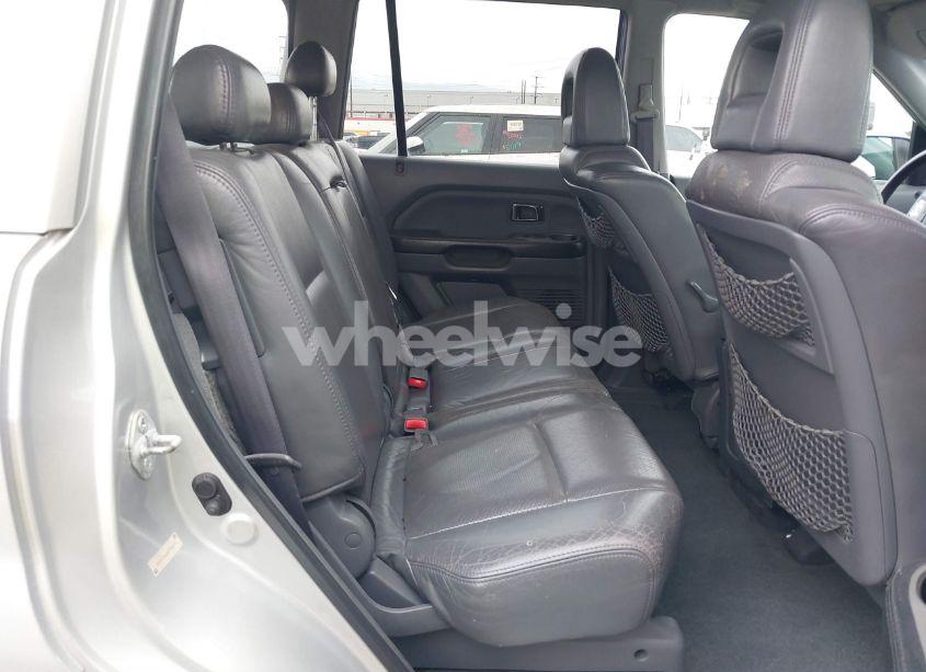 Photo 8 of 2004 Honda Pilot EX-L (VIN 2HKYF18644H596075)