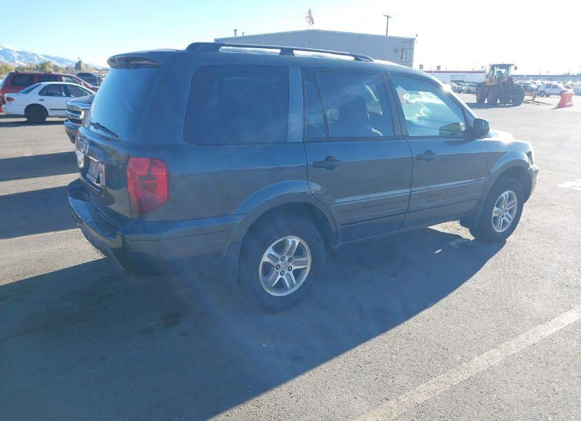 Photo 4 of 2005 Honda Pilot EX-L (VIN 2HKYF18645H512600)