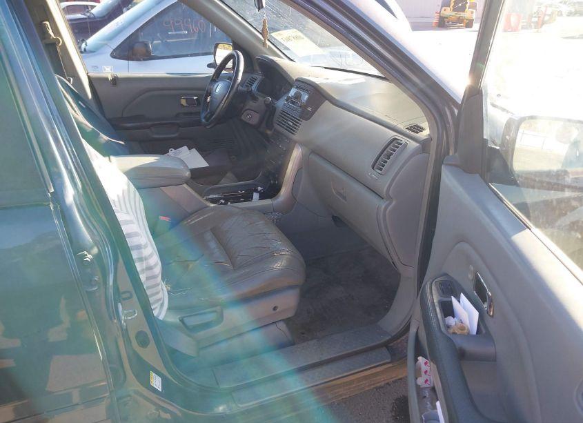 Photo 5 of 2005 Honda Pilot EX-L (VIN 2HKYF18645H512600)