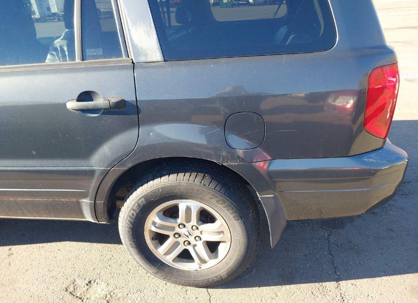 Photo 6 of 2005 Honda Pilot EX-L (VIN 2HKYF18645H512600)