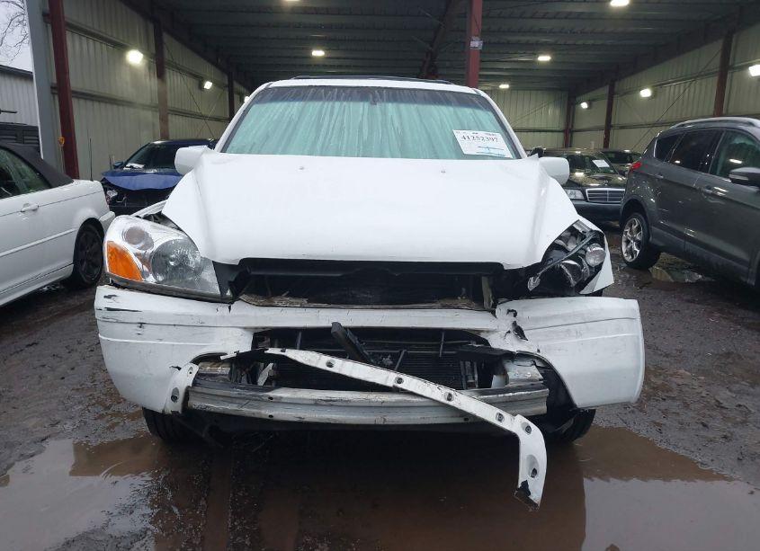 Photo 13 of 2003 Honda Pilot EX-L (VIN 2HKYF18653H529290)