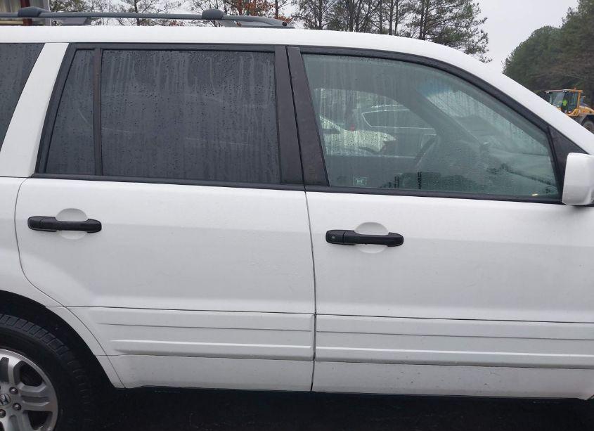 Photo 14 of 2003 Honda Pilot EX-L (VIN 2HKYF18653H529290)