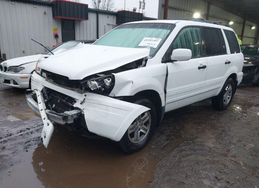 Photo 2 of 2003 Honda Pilot EX-L (VIN 2HKYF18653H529290)