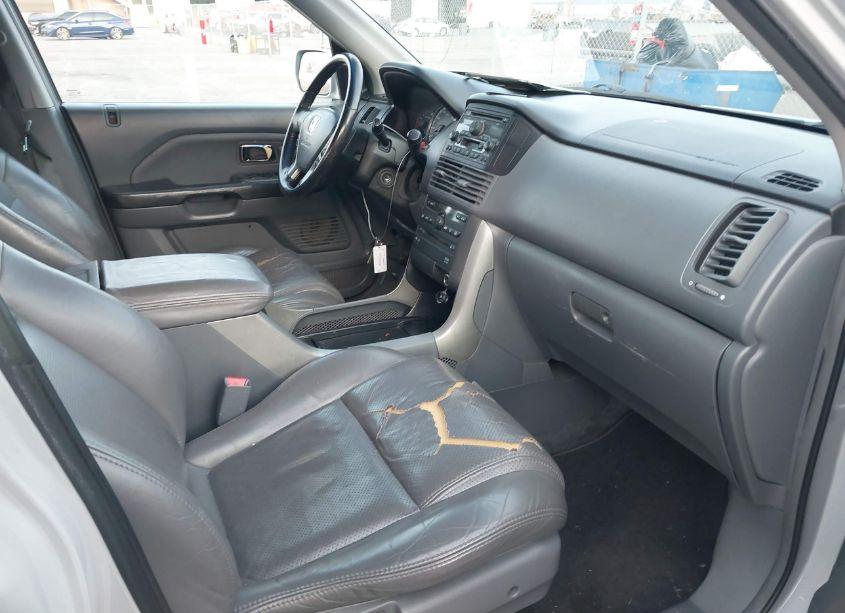 Photo 5 of 2003 Honda Pilot EX-L (VIN 2HKYF18653H556716)