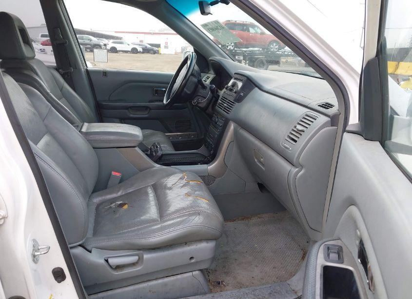 Photo 5 of 2005 Honda Pilot EX-L (VIN 2HKYF18655H516543)