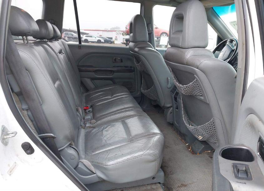 Photo 8 of 2005 Honda Pilot EX-L (VIN 2HKYF18655H516543)