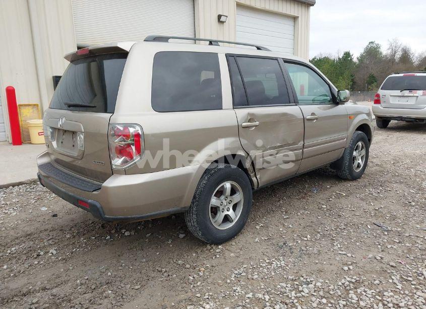 Photo 4 of 2006 Honda Pilot EX-L (VIN 2HKYF18656H536020)