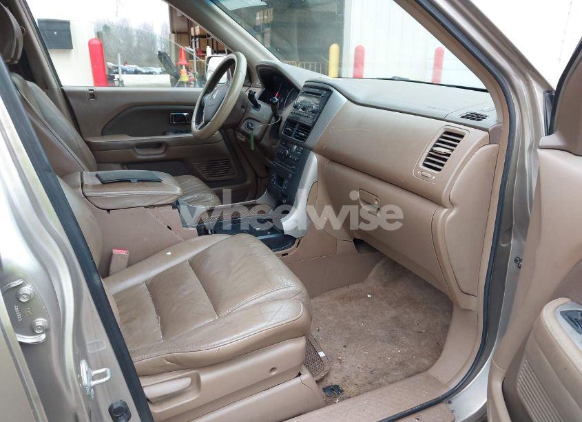 Photo 5 of 2006 Honda Pilot EX-L (VIN 2HKYF18656H536020)