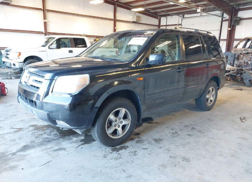 Photo 2 of 2006 Honda Pilot EX-L (VIN 2HKYF18656H562407)