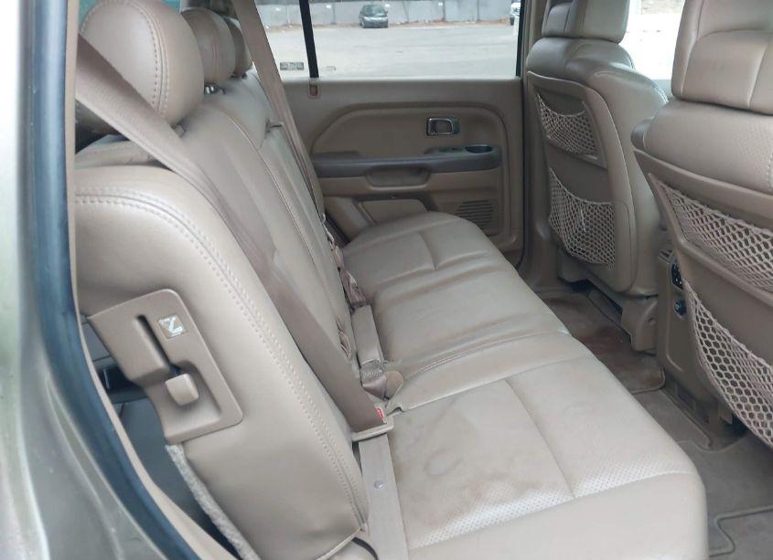 Photo 8 of 2005 Honda Pilot EX-L (VIN 2HKYF18665H524232)