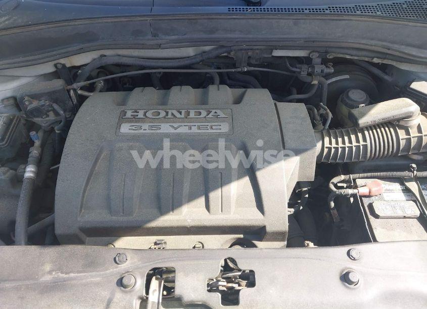 Photo 10 of 2005 Honda Pilot EX-L (VIN 2HKYF18665H558980)