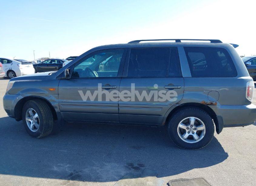 Photo 14 of 2007 Honda Pilot EX-L (VIN 2HKYF18667H501911)