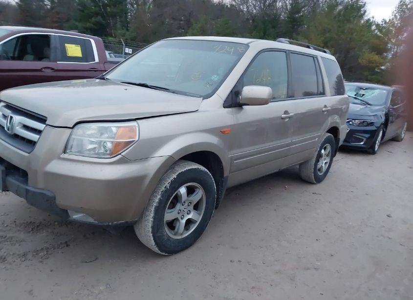 Photo 2 of 2007 Honda Pilot EX-L (VIN 2HKYF18667H505053)