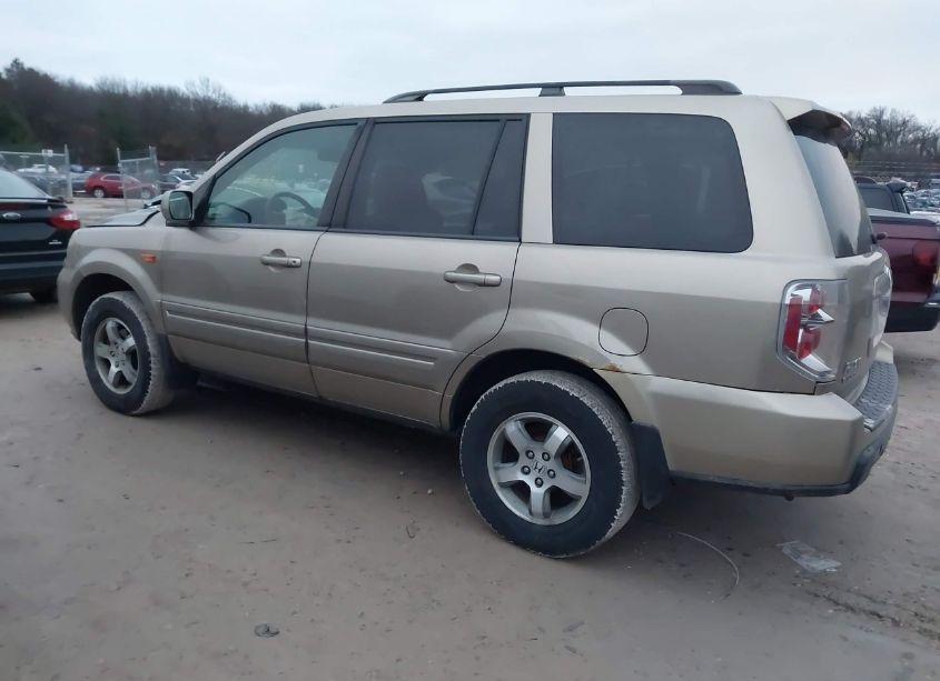 Photo 3 of 2007 Honda Pilot EX-L (VIN 2HKYF18667H505053)