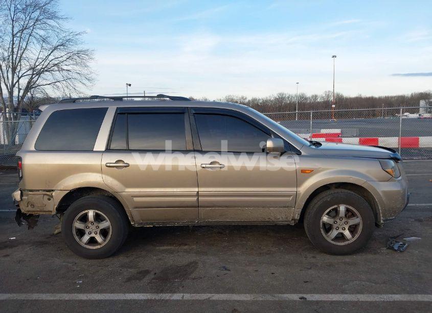 Photo 13 of 2007 Honda Pilot EX-L (VIN 2HKYF18667H509331)