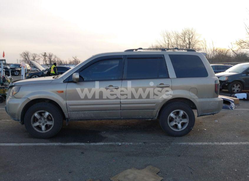 Photo 14 of 2007 Honda Pilot EX-L (VIN 2HKYF18667H509331)