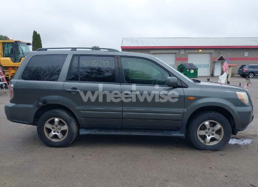 Photo 14 of 2007 Honda Pilot EX-L (VIN 2HKYF18667H526601)