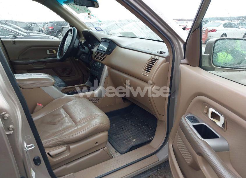 Photo 5 of 2003 Honda Pilot EX-L (VIN 2HKYF18673H613630)