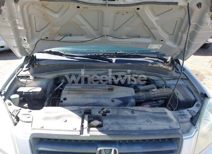Photo 10 of 2004 Honda Pilot EX-L (VIN 2HKYF18674H581196)