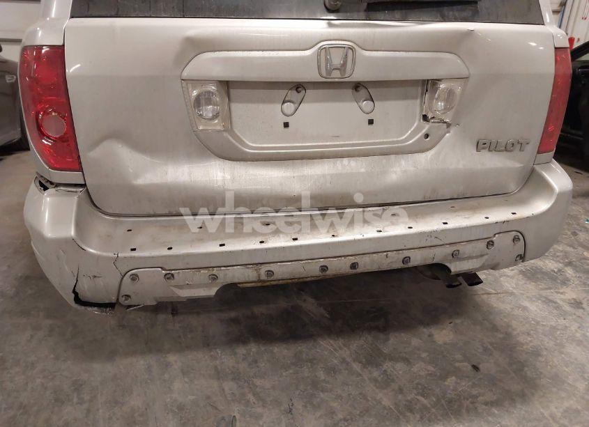 Photo 6 of 2004 Honda Pilot EX-L (VIN 2HKYF18674H586799)