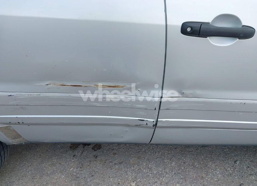 Photo 6 of 2004 Honda Pilot EX-L (VIN 2HKYF18674H611703)