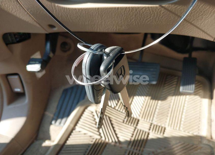 Photo 11 of 2004 Honda Pilot EX-L (VIN 2HKYF18674H616366)