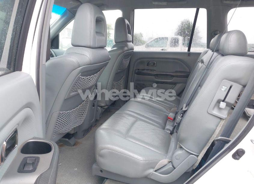 Photo 8 of 2004 Honda Pilot EX-L (VIN 2HKYF18674H621633)