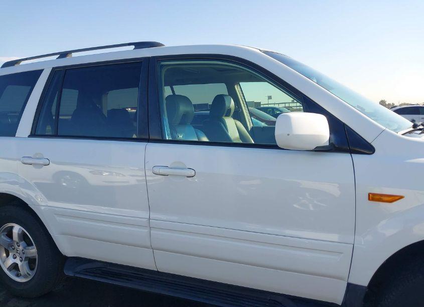 Photo 13 of 2006 Honda Pilot EX-L (VIN 2HKYF18676H550680)