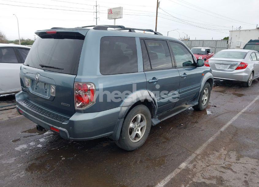 Photo 4 of 2007 Honda Pilot EX-L (VIN 2HKYF18677H501996)