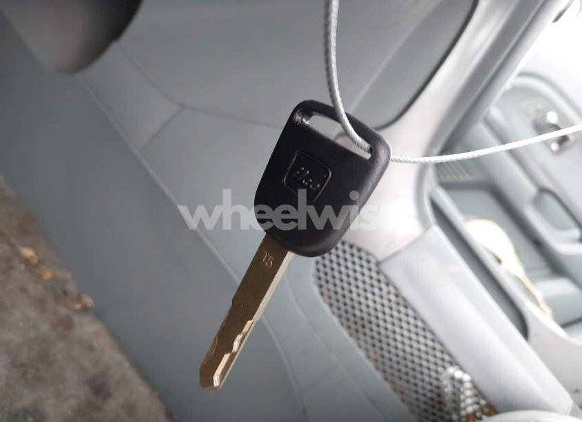 Photo 11 of 2004 Honda Pilot EX-L (VIN 2HKYF18684H545632)