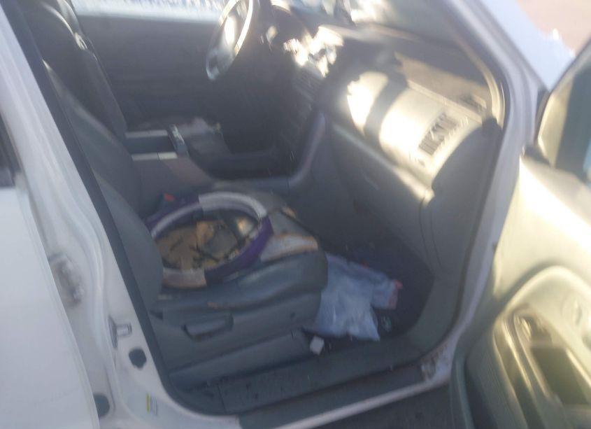 Photo 5 of 2005 Honda Pilot EX-L (VIN 2HKYF18685H554994)