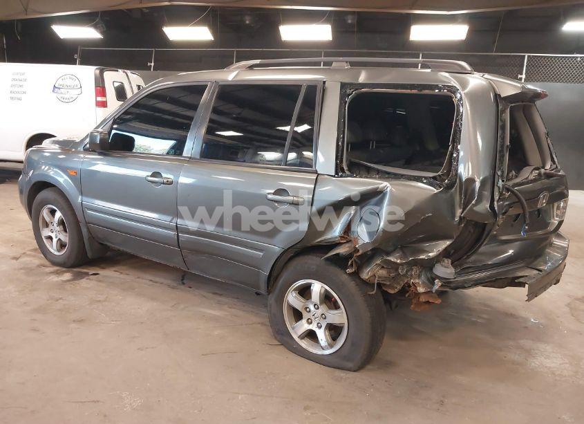 Photo 3 of 2007 Honda Pilot EX-L (VIN 2HKYF18687H533288)