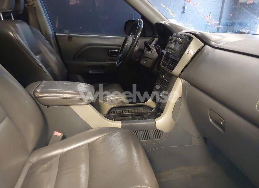 Photo 5 of 2007 Honda Pilot EX-L (VIN 2HKYF18687H533288)