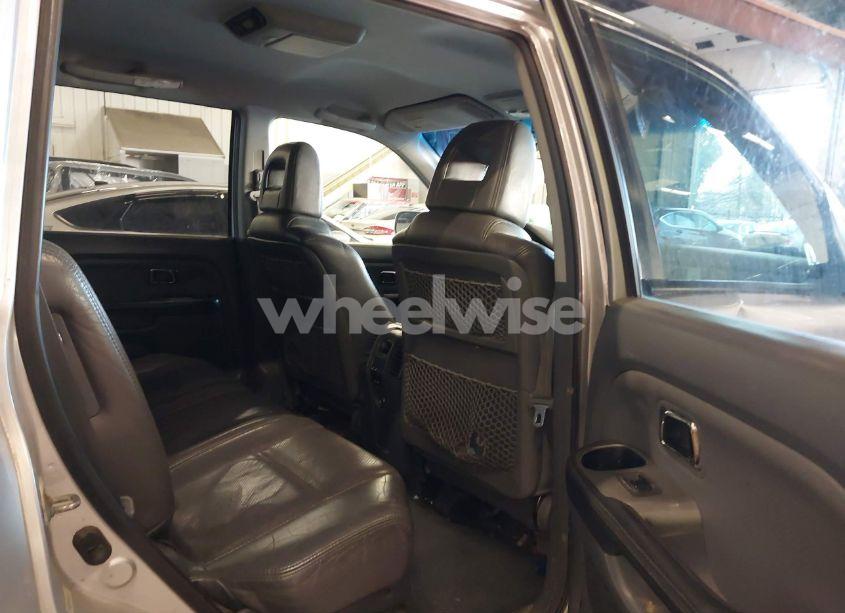 Photo 8 of 2004 Honda Pilot EX-L (VIN 2HKYF18694H517483)