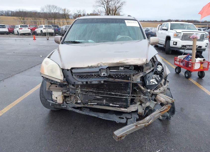 Photo 13 of 2004 Honda Pilot EX-L (VIN 2HKYF18694H548779)