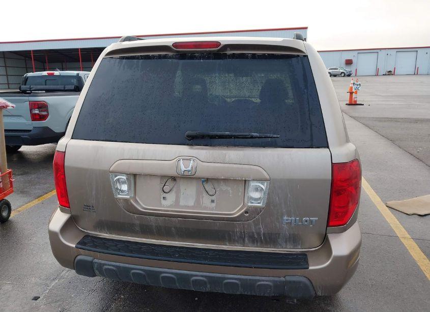 Photo 17 of 2004 Honda Pilot EX-L (VIN 2HKYF18694H548779)