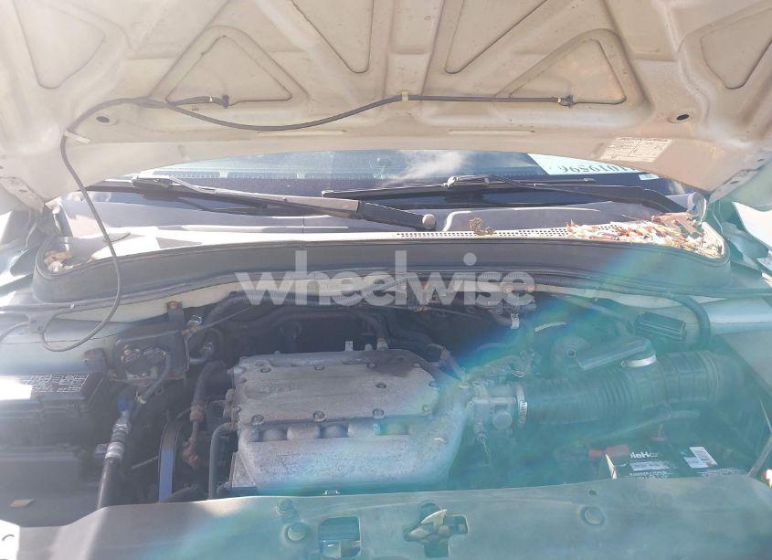 Photo 10 of 2005 Honda Pilot EX-L (VIN 2HKYF18695H558018)