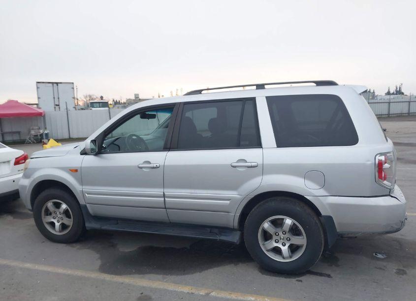 Photo 14 of 2006 Honda Pilot EX-L (VIN 2HKYF18696H547392)