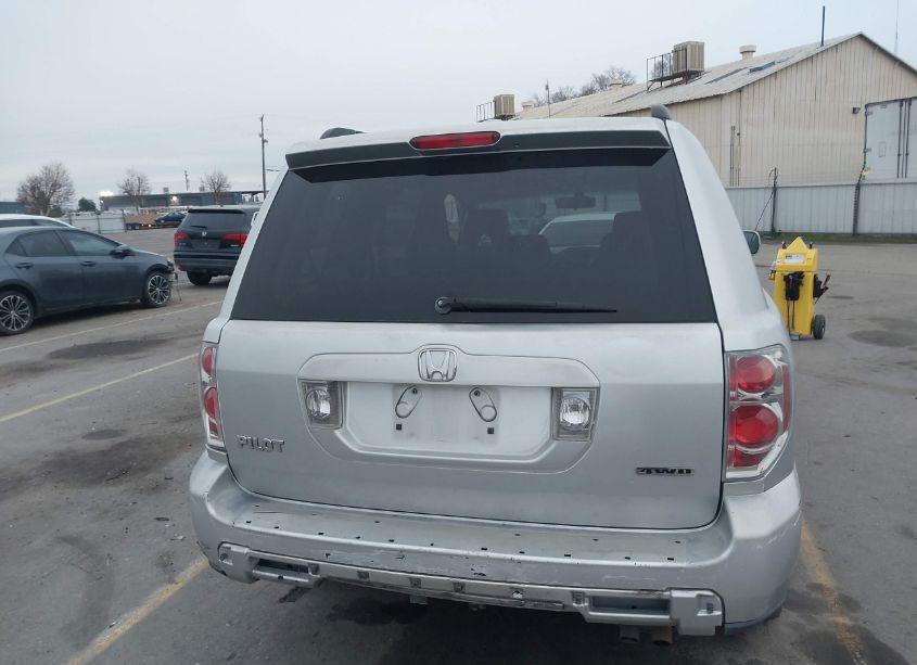 Photo 16 of 2006 Honda Pilot EX-L (VIN 2HKYF18696H547392)