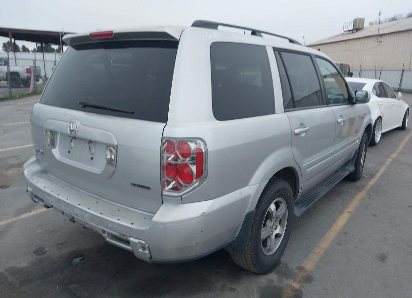 Photo 4 of 2006 Honda Pilot EX-L (VIN 2HKYF18696H547392)