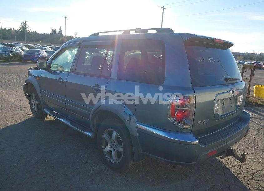 Photo 3 of 2007 Honda Pilot EX-L (VIN 2HKYF18697H540993)
