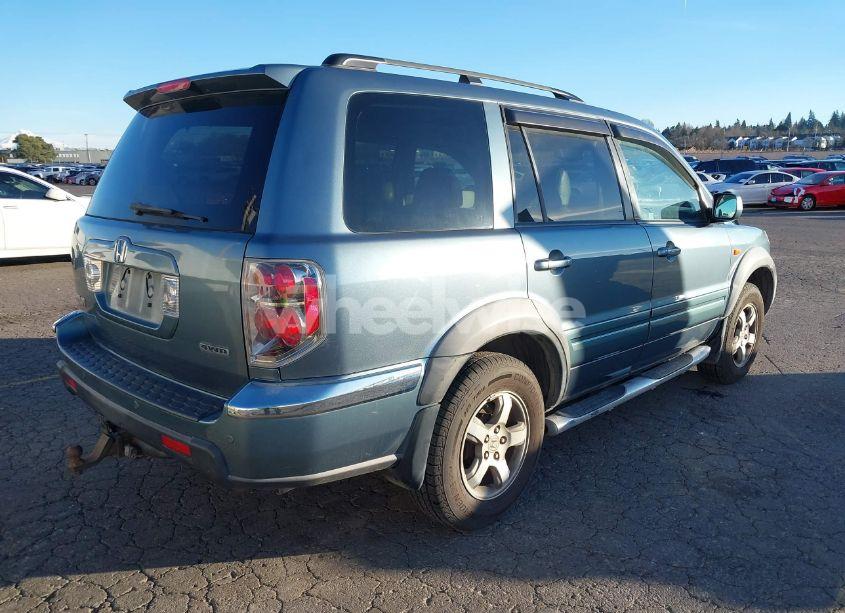 Photo 4 of 2007 Honda Pilot EX-L (VIN 2HKYF18697H540993)