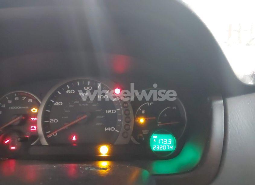 Photo 7 of 2005 Honda Pilot EX-L (VIN 2HKYF186X5H542779)