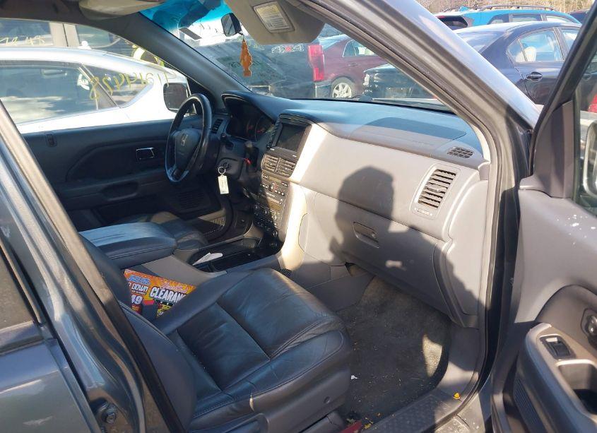 Photo 5 of 2007 Honda Pilot EX-L (VIN 2HKYF18707H501332)