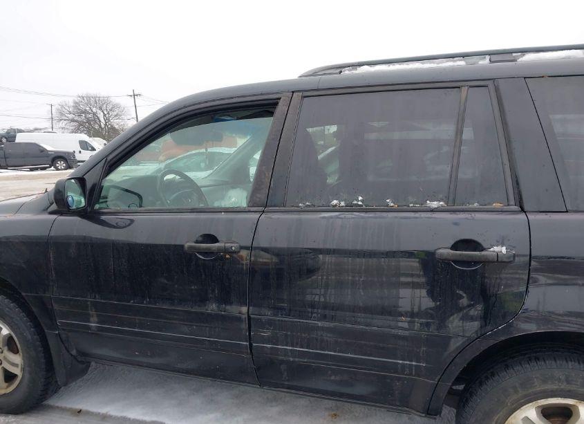 Photo 14 of 2003 Honda Pilot EXL (VIN 2HKYF18713H551263)