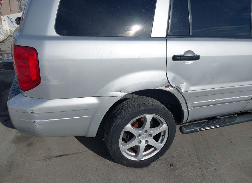 Photo 6 of 2003 Honda Pilot EX-L (VIN 2HKYF18713H606150)