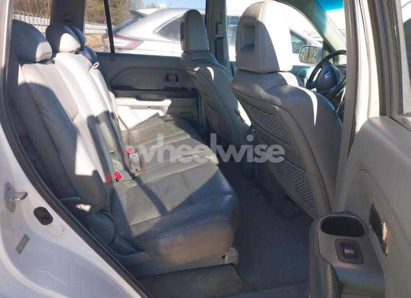 Photo 8 of 2004 Honda Pilot EX-L (VIN 2HKYF18714H531807)