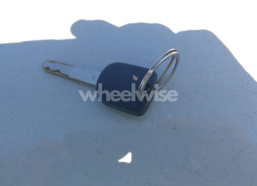 Photo 11 of 2005 Honda Pilot EX-L (VIN 2HKYF18715H562492)