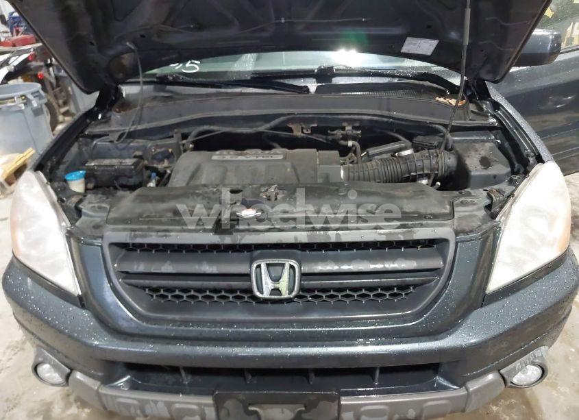 Photo 10 of 2005 Honda Pilot EX-L (VIN 2HKYF18715H564632)