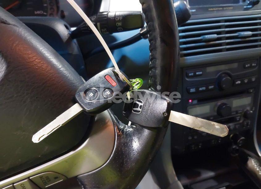 Photo 11 of 2005 Honda Pilot EX-L (VIN 2HKYF18715H564632)